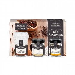 Assortimento di pepe e bacche