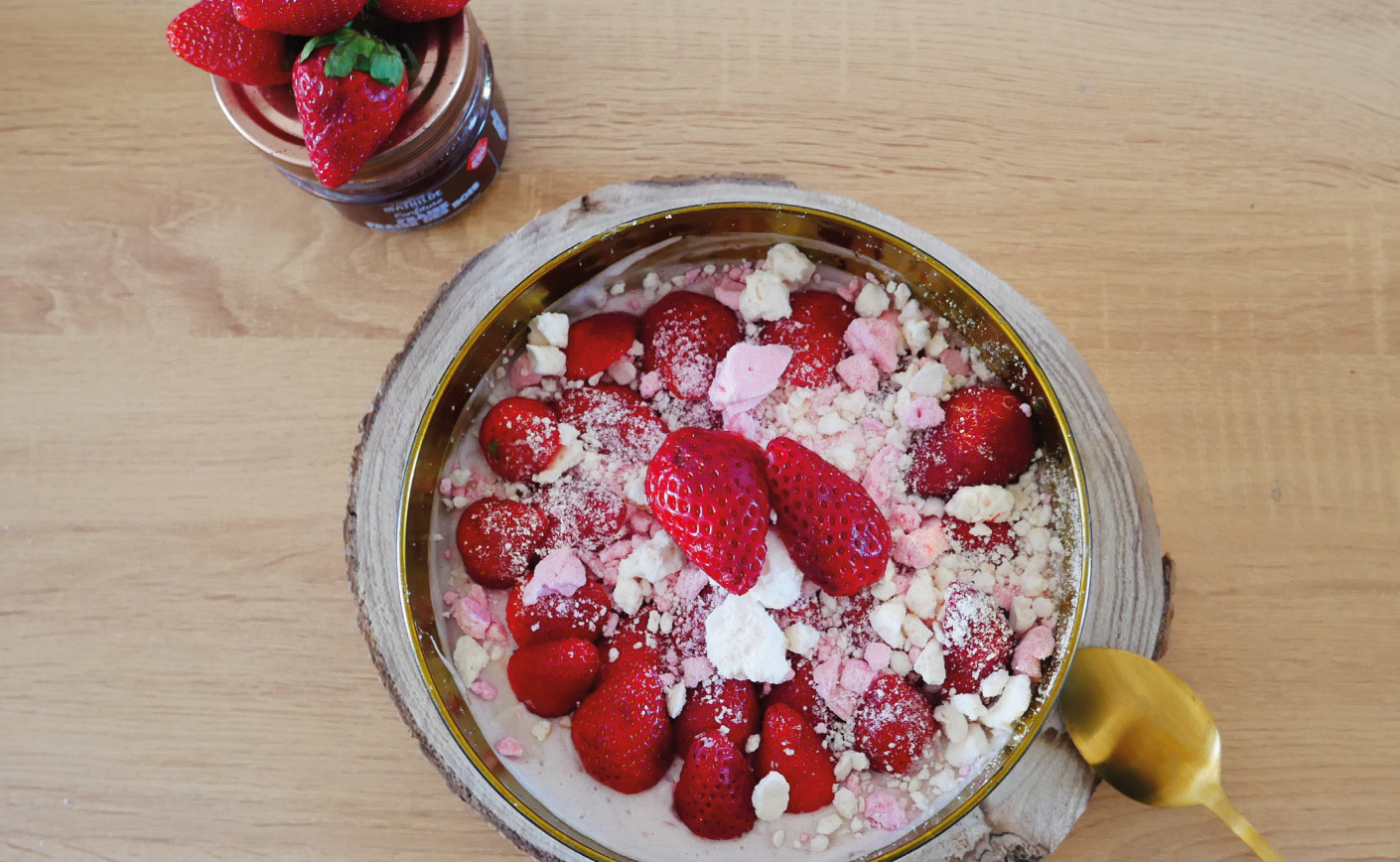 Mousse à la fraise de la Fête des mères 